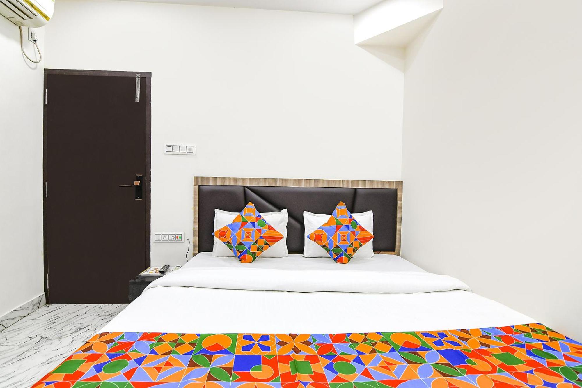 Hotel Fabexpress Sr Royale - Nr Sealdah Station Kalkuta Zewnętrze zdjęcie